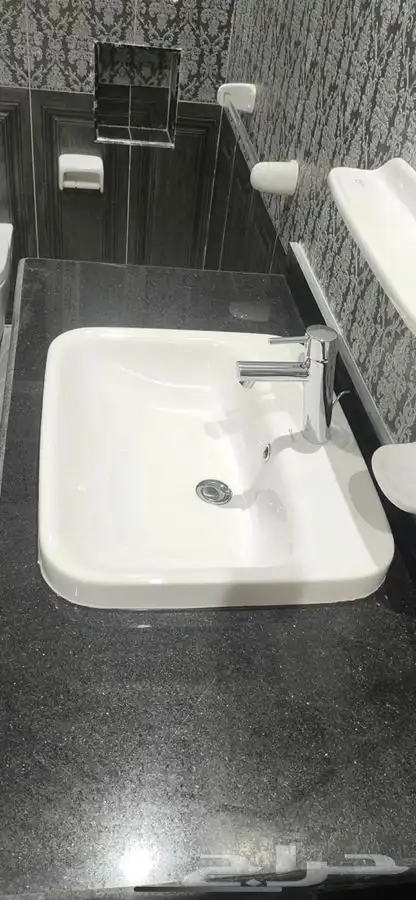 سباك موجود سياره 4