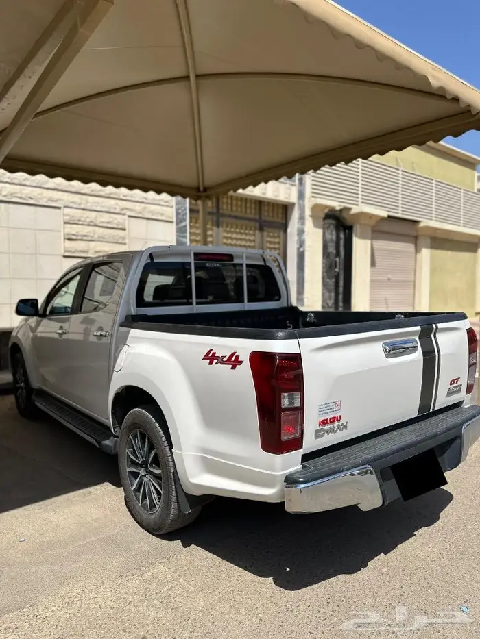 ايسوزو 2020 GT باخشب 3
