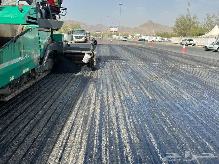 طاقم فرادة اسفلت وبيسكورس للايجار الشهري واليومي 12
