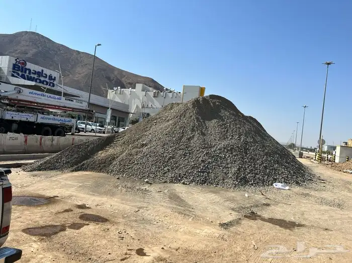 طاقم فرادة اسفلت وبيسكورس للايجار الشهري واليومي 6