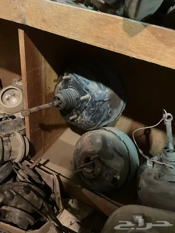 يوجد قطع غيار دوج موديلات قديمه 37