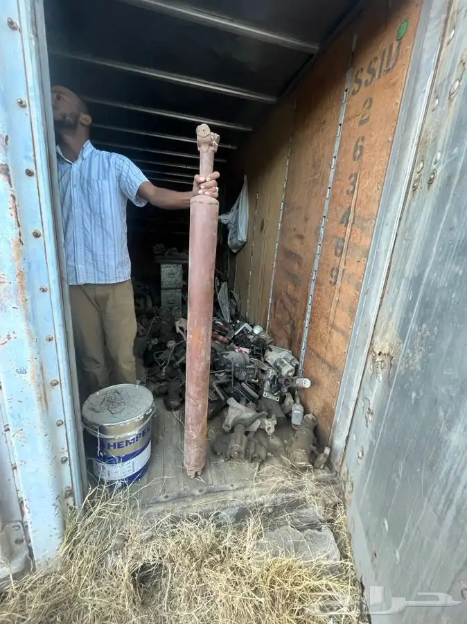 يوجد قطع غيار دوج موديلات قديمه 6