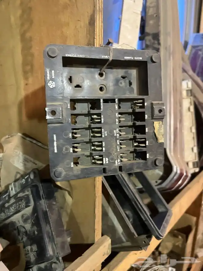 يوجد قطع غيار دوج موديلات قديمه 34