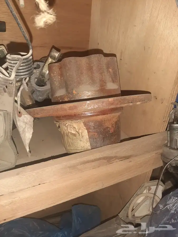 يوجد قطع غيار دوج موديلات قديمه 69