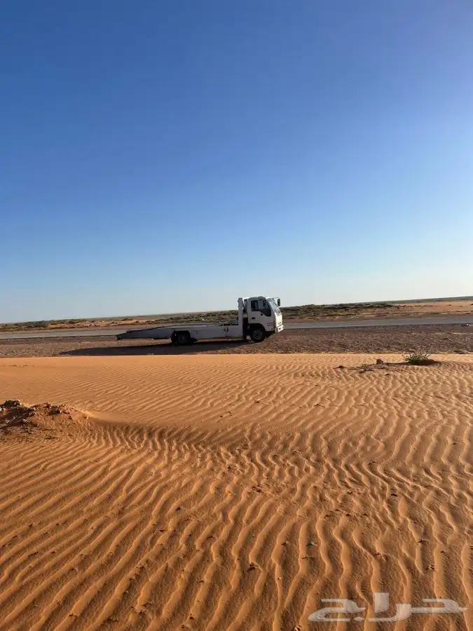سطحه لنقل السيارات الجديدة والقديمة والمستعملة و التاليفة 2