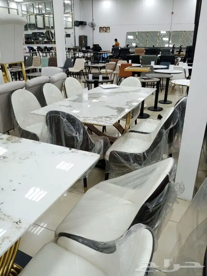 طاولات طعام رخام جديد بالكرتون 2