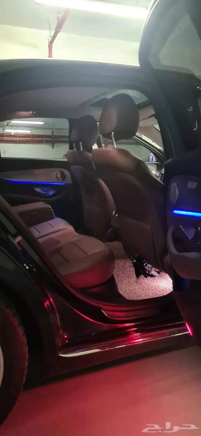تم البيع مرسيدس E300 2019 7