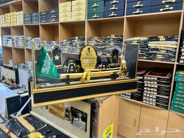 بشت درع سيف زواج ترقية تقاعد جنبية عود عطر هدية 8