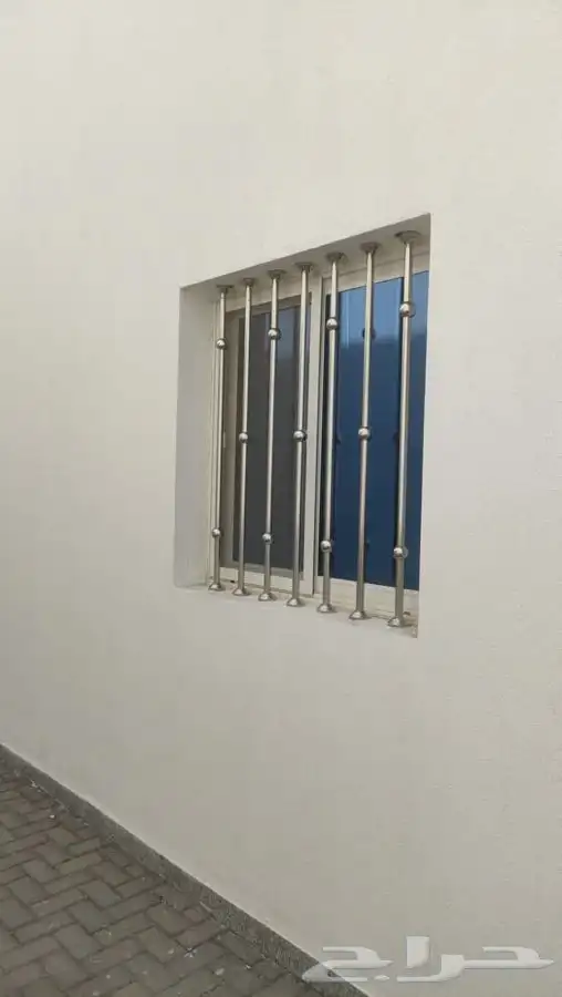 ورشة استنلس استيل دربزان درج حواجز شبابيك 12