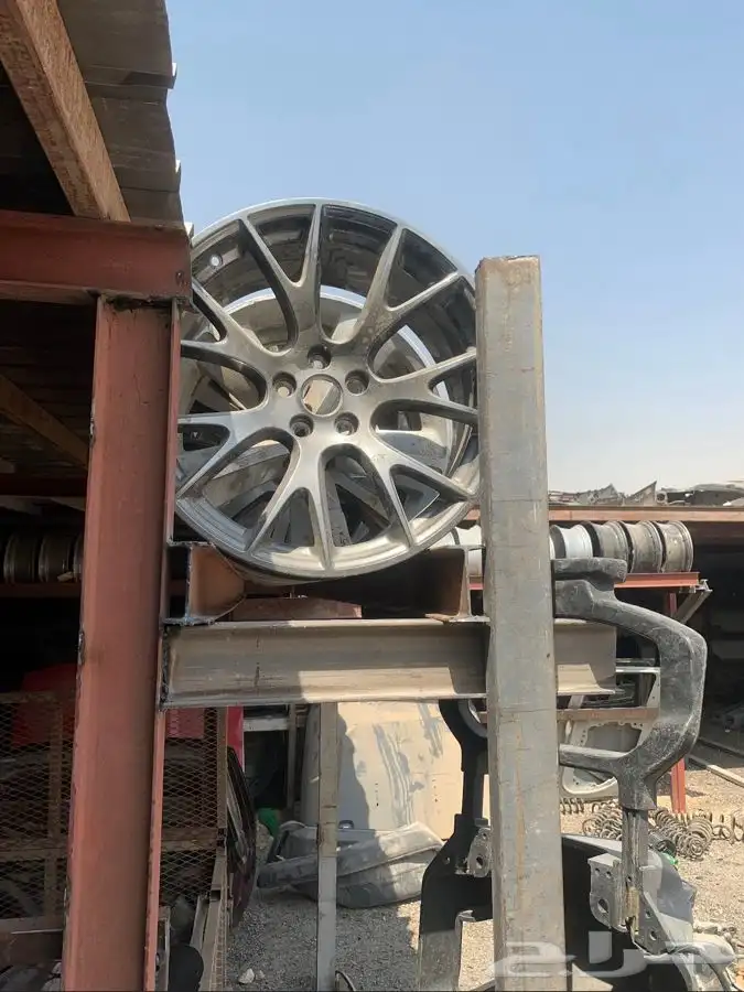 تشليح العمودي قطع غيار دوج و جيب و رام و كرايسلر 18