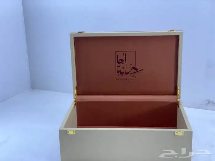 صناديق جلدية تفصيل على حسب طلب العميل 4