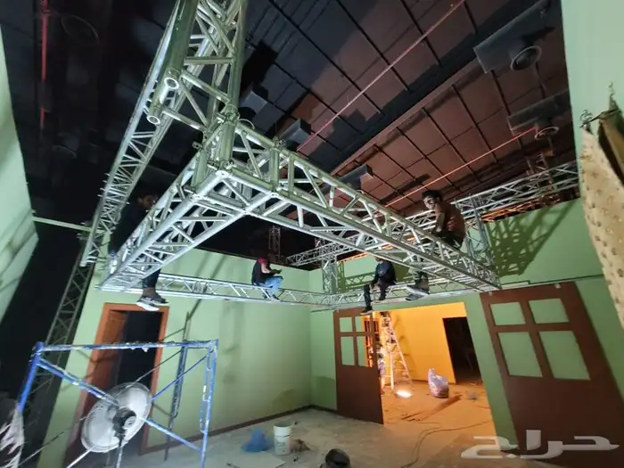 افتتاحات. تراس. بيمات. سيتي كلر. قوس بلون. صوتيات. شاشات. 5