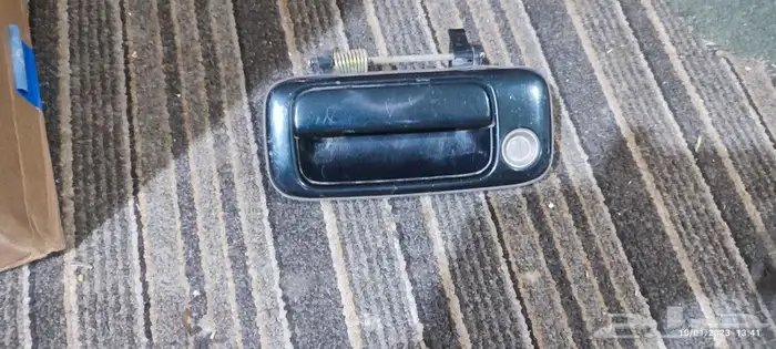 قطع غيار السيارات 0