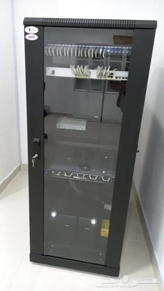 توريد وتركيب وتجهيز Server سيرفرات و التيار المنخفض 6