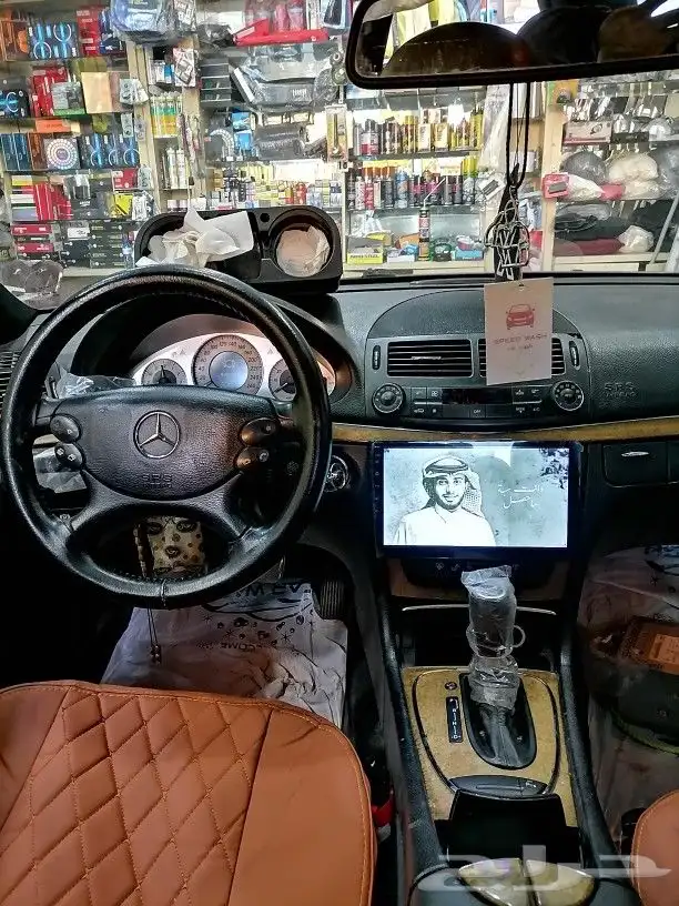 ترهيم شاشة على مرسديس بنز 2008 E 280 3