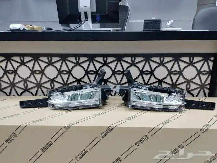 كشافات لكزس Nx200 موديل 2020 3