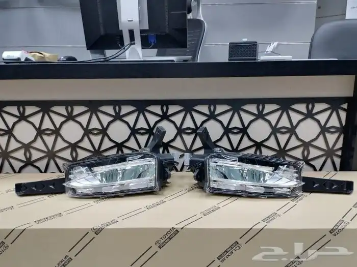 كشافات لكزس Nx200 موديل 2020 4