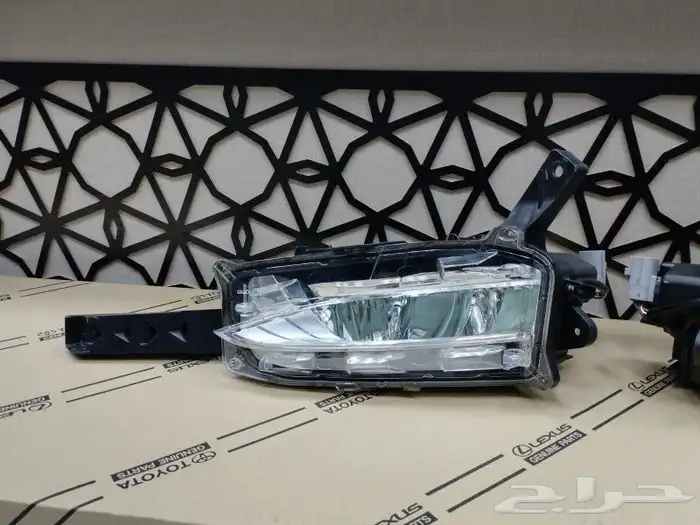 كشافات لكزس Nx200 موديل 2020 2