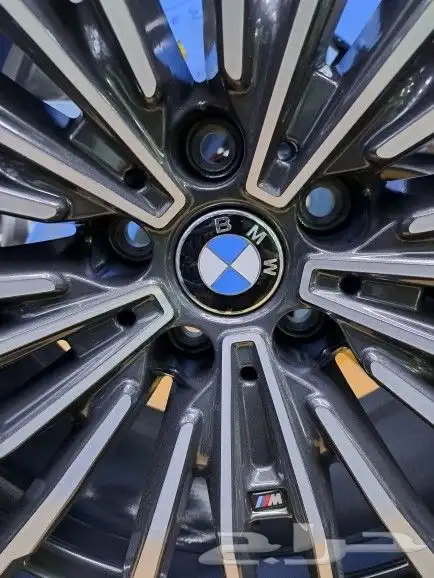 جنوط بي ام دبليو الفئه الثامنه مقاس20موديل2022 اصلي وكاله 6