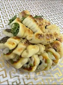 معجنات مشكله وحلويات للمناسبات السعيدة لأسر منتجه مكه 1