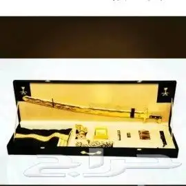 هدايا سيوف دروع مشالح علم 3