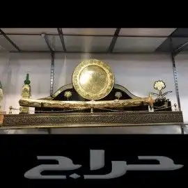 هدايا سيوف دروع مشالح علم 8
