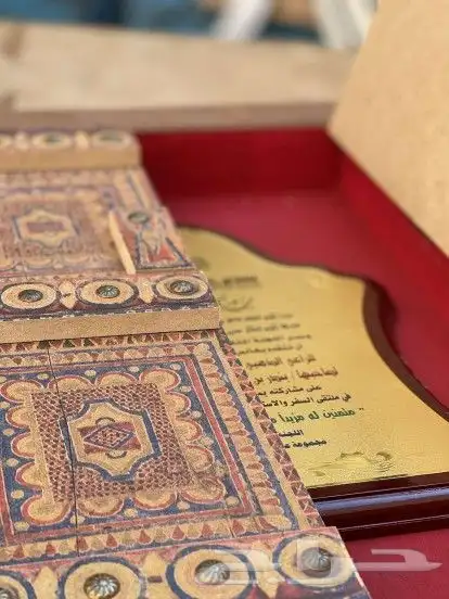 مجسمات ودروع وهدايا على شكل الأبواب النجدية 9