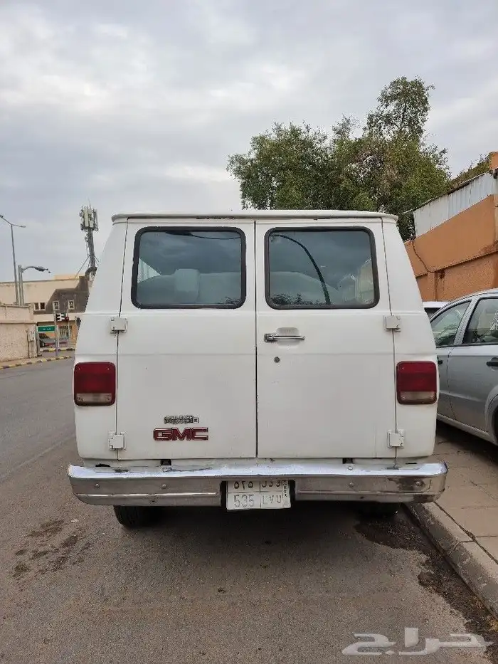 جي ام سي فان 1993 طويل 0