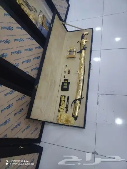 دروع وسيوف ومشالح وبشوت وفراوي وأطقم هدايا للمناسبات 26