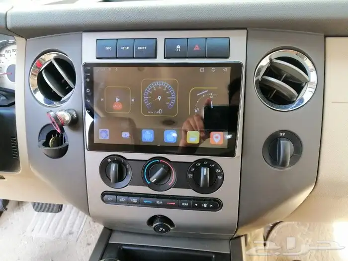 بيع وتركيب شاشه سيارات لا اغلب انواع السيارات 5