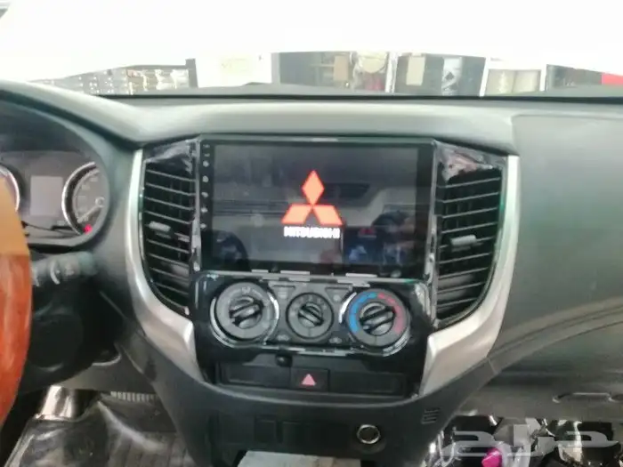 بيع وتركيب شاشه سيارات لا اغلب انواع السيارات 14