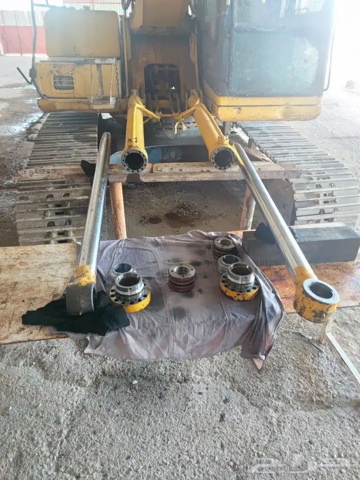 ورشة معدات ثقيله فني هندي خبره 30سنه ظهران الجنوب 2