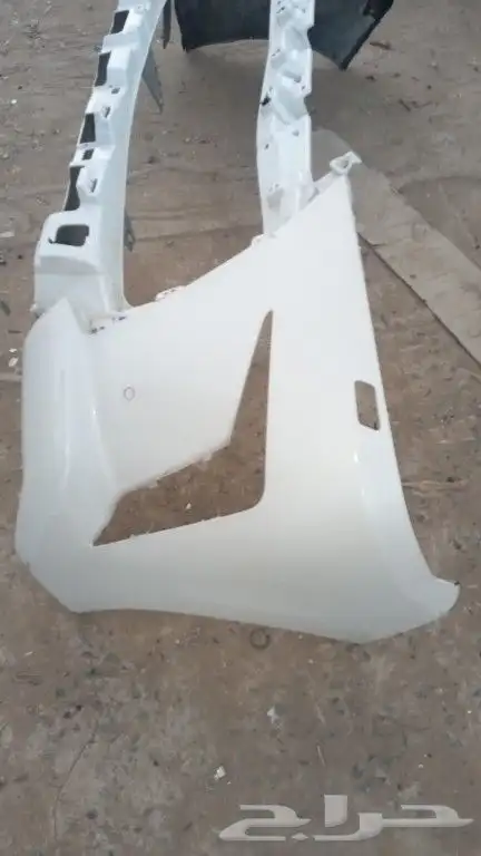 صدام صالون لكزس2015 و 2020 مع شبك وكشاف صدام 5