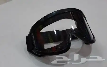 توريد ستر وأدوات سلامة 68