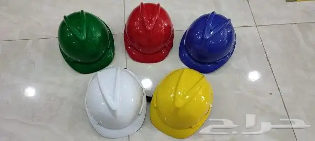 توريد ستر وأدوات سلامة 56