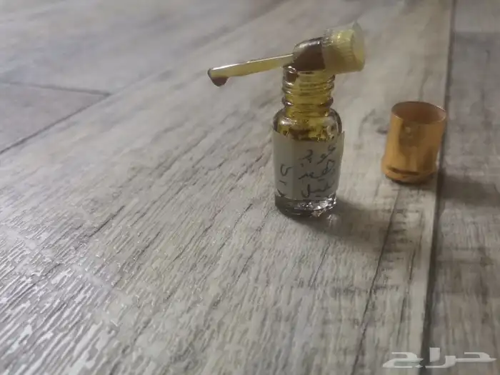 دهن عود اصلي صافي معتق ومسك اسود وعنبر وورد وياسمين وخلطات 1