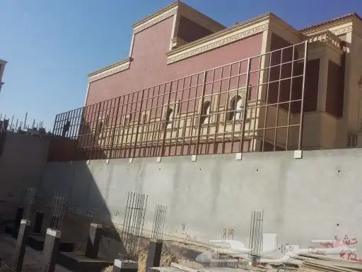 مظلات وسواتر وجميع أعمال الحداده 31