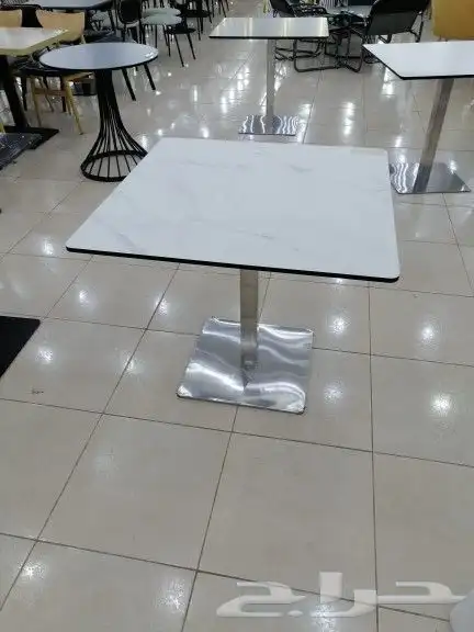 طاولات مطاعم 0