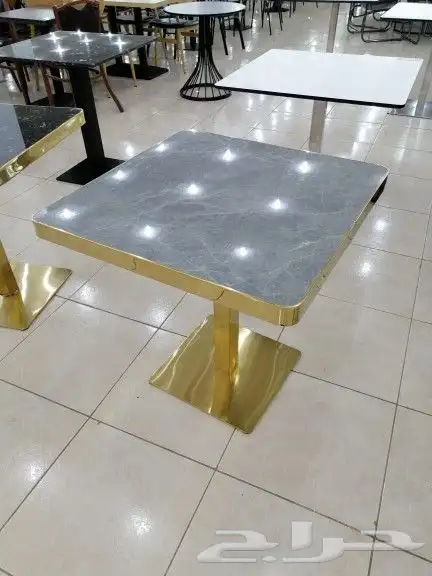 طاولات مطاعم 3