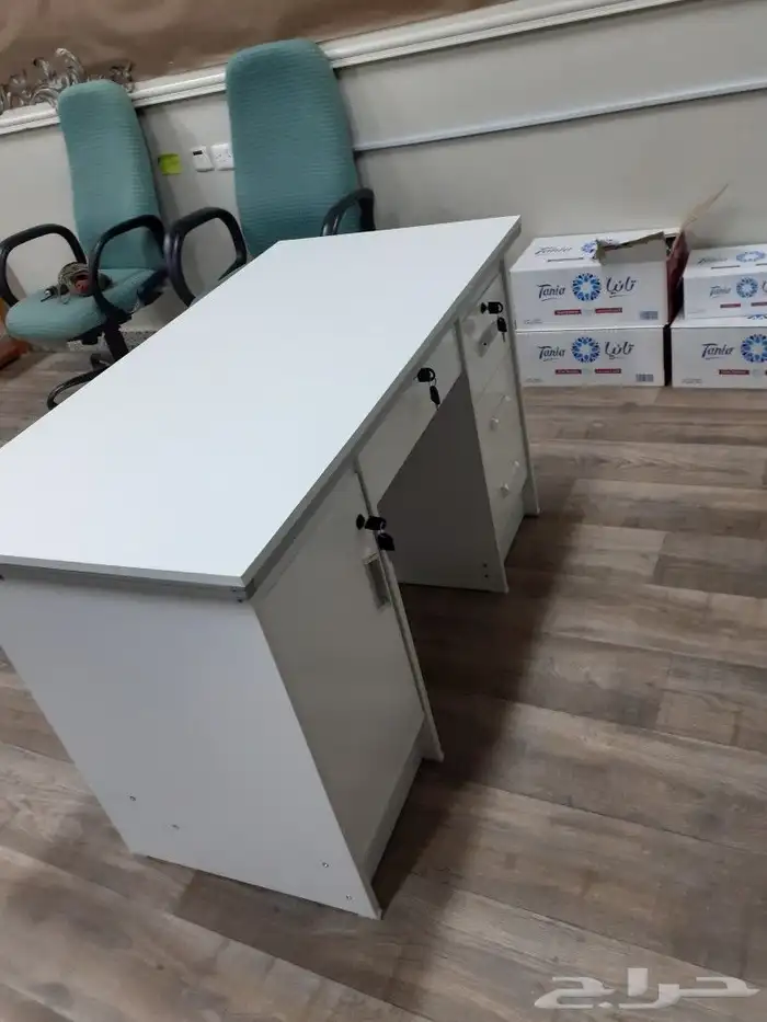 طاولات مكتبة عروض 8