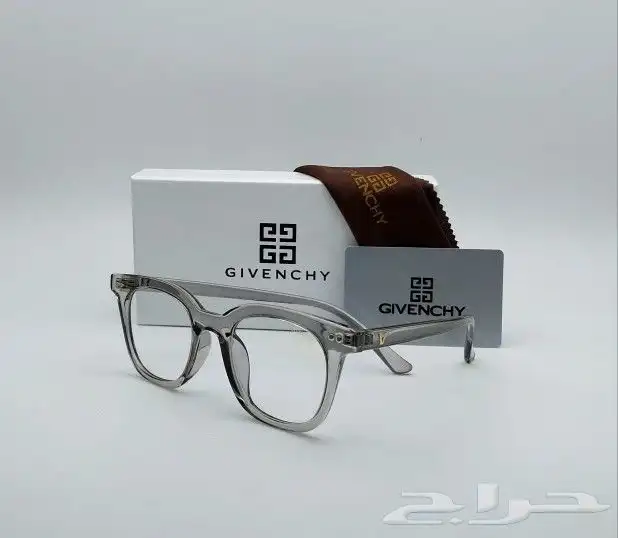 نظارات ماركات 25