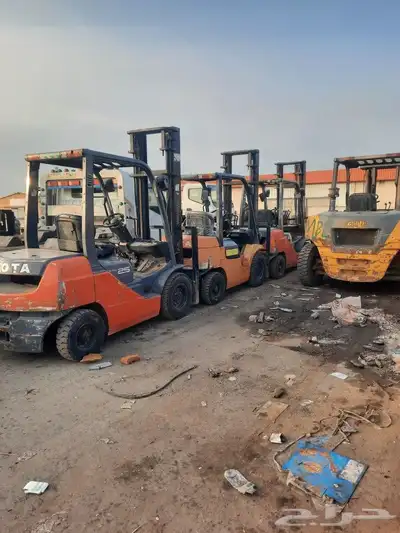 رافعات شوكيه للايجار 0508119399 0
