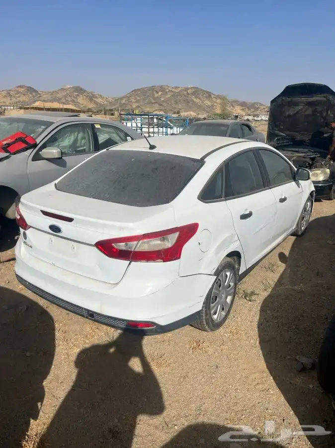 قطع غيار تشليح فورد فوكس 2012 - 2013 11