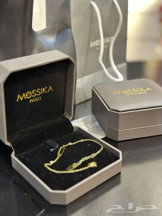 اساور ونضارات ماركه 14