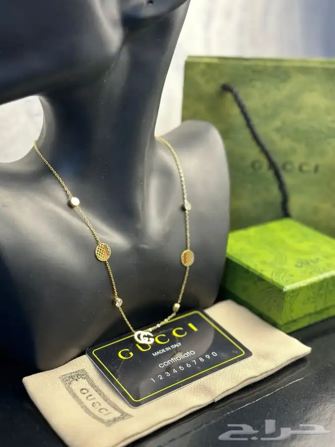 اساور ونضارات ماركه 22