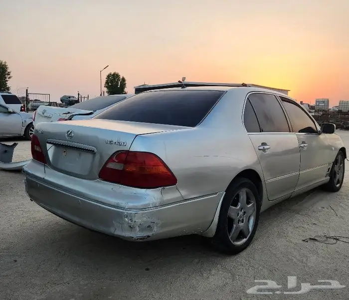 لكزس 430 2002 قطع غيار فقط. 4