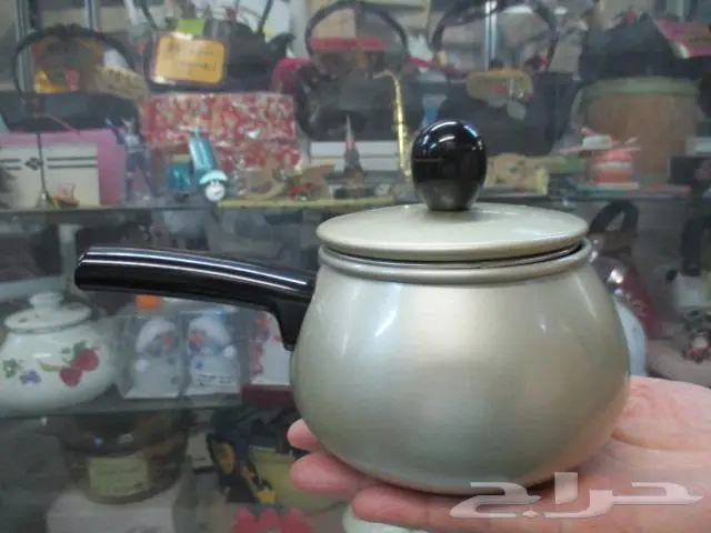 ابريق معدن 0