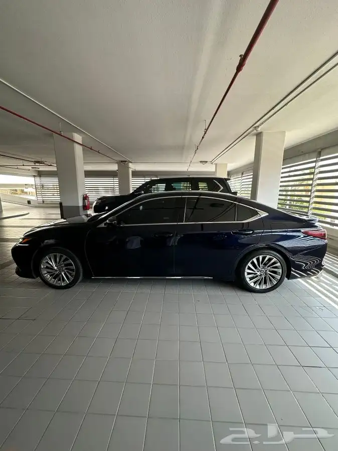 تم البيع لكزس ES350 2019 2