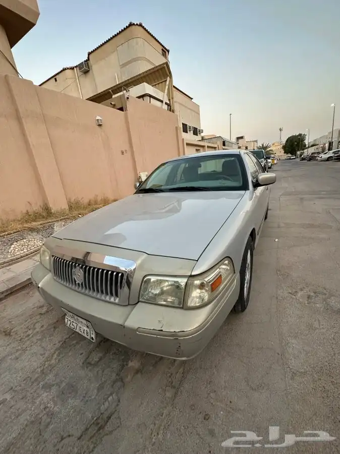 فورد جراند ماركيز 2011 تم البيع 1