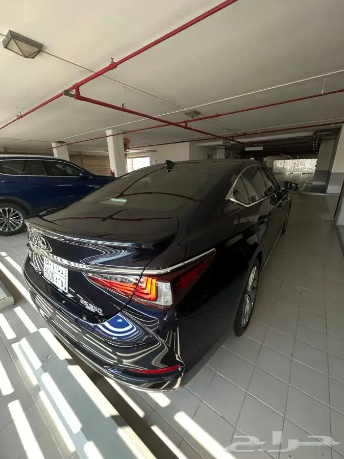 تم البيع لكزس ES350 2019 4